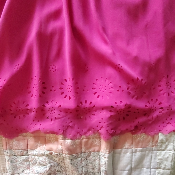 pink dress - Picture 4 of 5